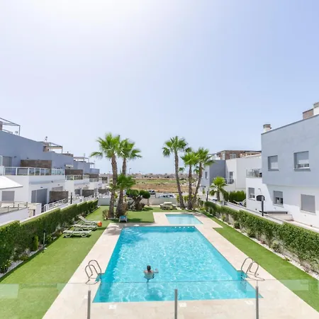 Penthouse Punta Prima Apartman *